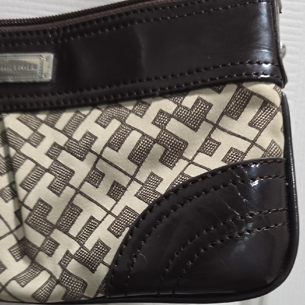 Tommy Hilfiger Brown and Tan Bag - Picture 6 of 16